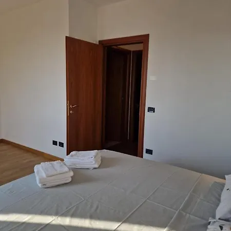 Nataly * SantʼAmbrogio di Valpolicella